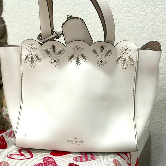 Kate Spade Purse - Picture 2 of 8